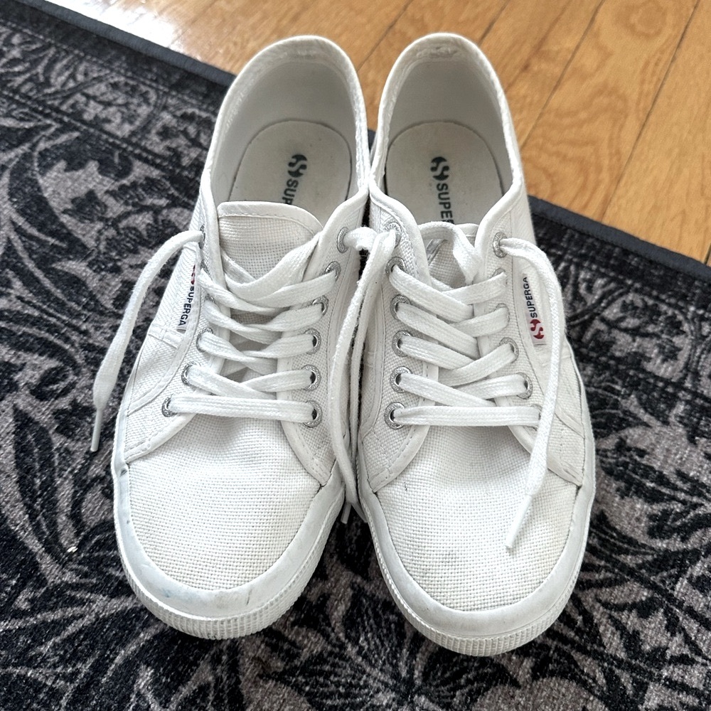 White Canvas Supergas EU 39.5
